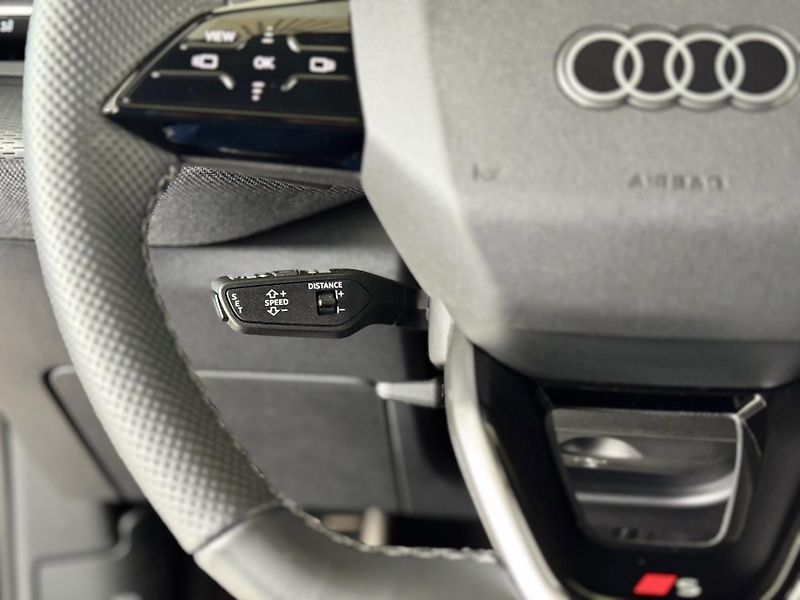 Audi Q5 TDI Quattro*S-LINE*360*SKLADEM - fotka 35 z 45