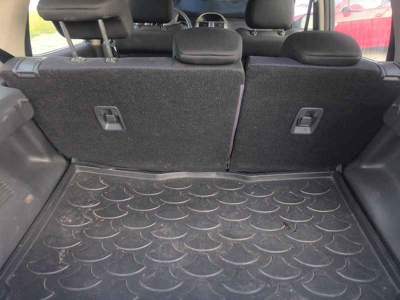Suzuki Ignis 60KM,KRÁSNÝ,4X4,SERVIS,1MAJ64L - fotka 7 z 18
