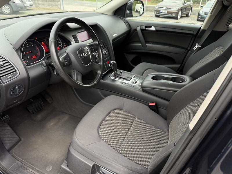 Audi Q7 3.0TDi Quattro 171kW  - fotka 9 z 20