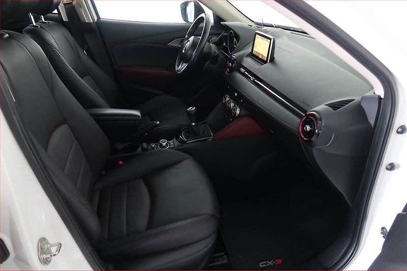 Mazda CX-3 (2017) 1.5 Skyactiv-D, Kůže, Navi - fotka 9 z 19