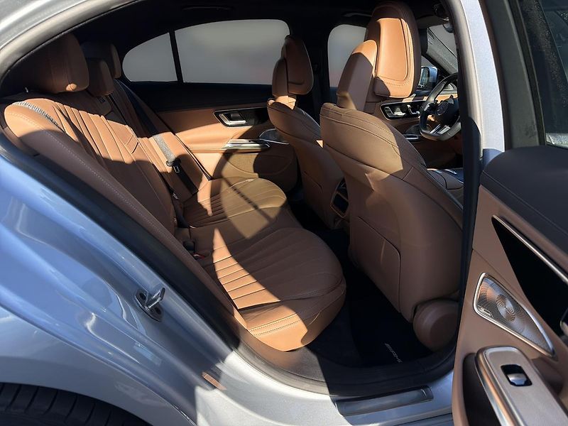 Mercedes-Benz Třídy E E 450d 4M AMG Style - fotka 14 z 18
