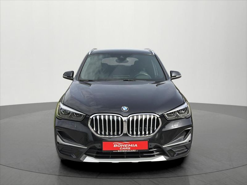 BMW X1 2,0 d 140 Kw xDrive ČR DPH - fotka 2 z 38