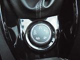 Peugeot 2008 (2017) 1.2i 81kw- GT LINE-SERVISKA - náhled 13