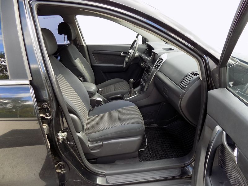 Chevrolet Captiva (2007) 2.0CDTi/4x4/Klimatizace/ - fotka 14 z 33