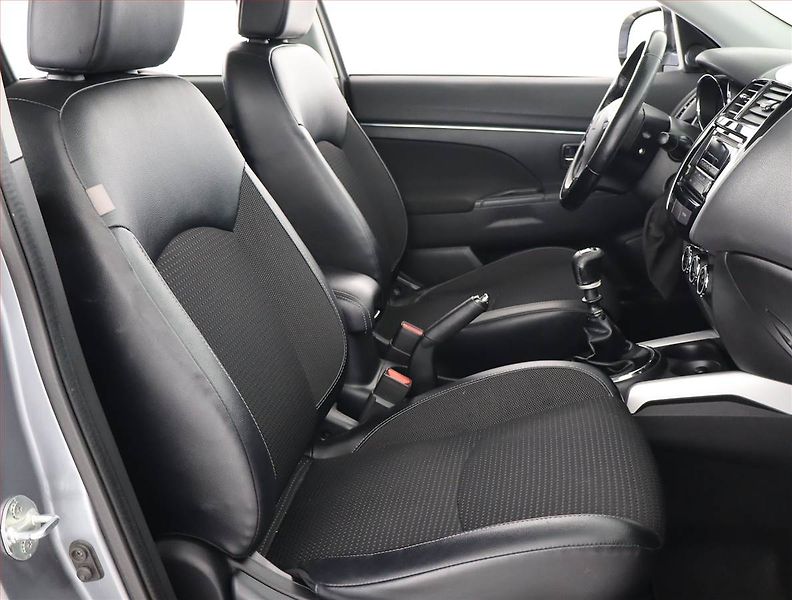 Citroën C4 Aircross (2015) 1.6 HDi, Serv.kniha, Tempomat - fotka 9 z 20