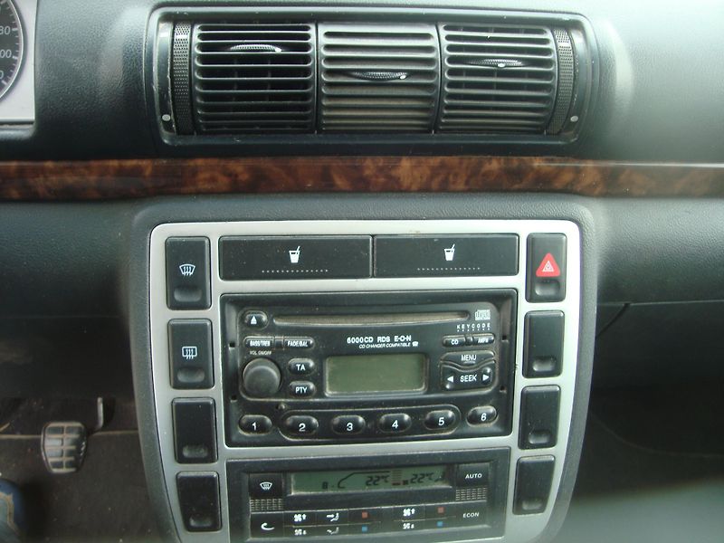 Ford Galaxy (2005) 1,9TDI - fotka 13 z 16