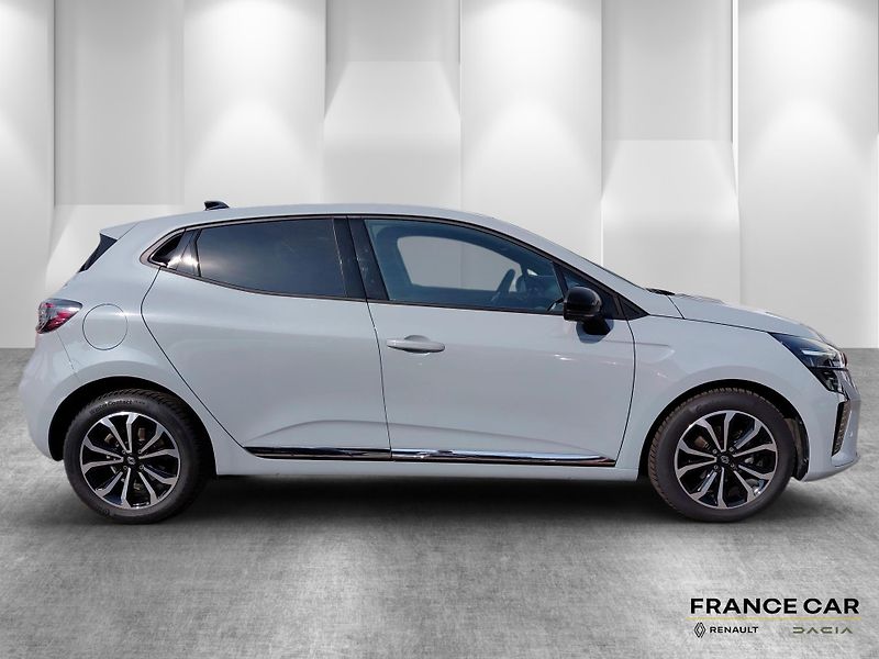 Renault Clio (2025) 1,0 TCe 67 kW TECHNO - fotka 4 z 24