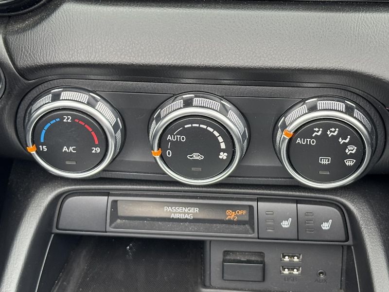 Mazda MX-5 1.5 96 kW Soft top CarPlay - fotka 12 z 28