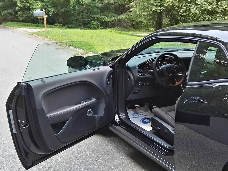 Dodge Challenger (2018) HEMI 5,7 manuál - fotka 4 z 20