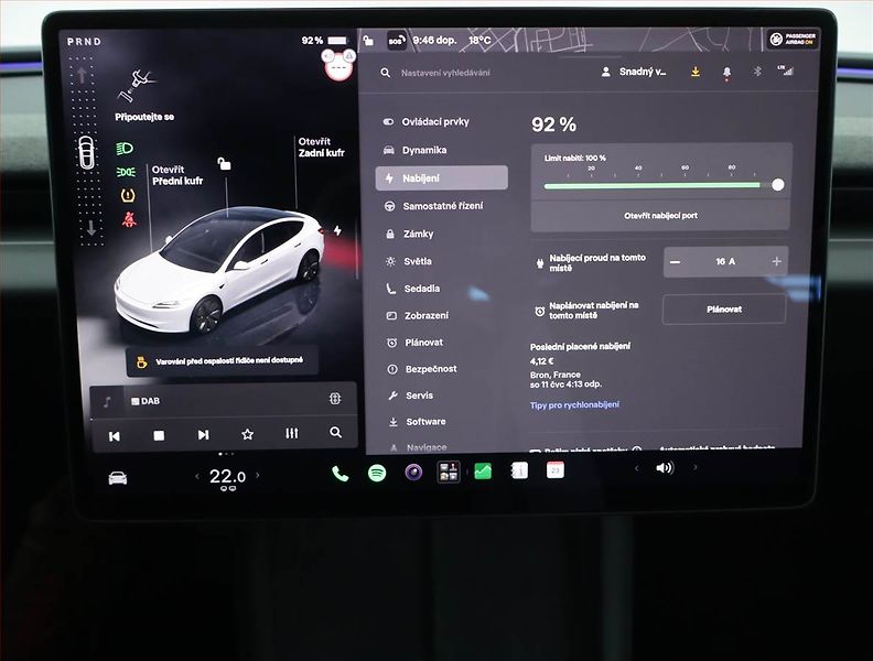 Tesla Model 3 (2023) Standard Range LFP, SoH 94% - fotka 11 z 21