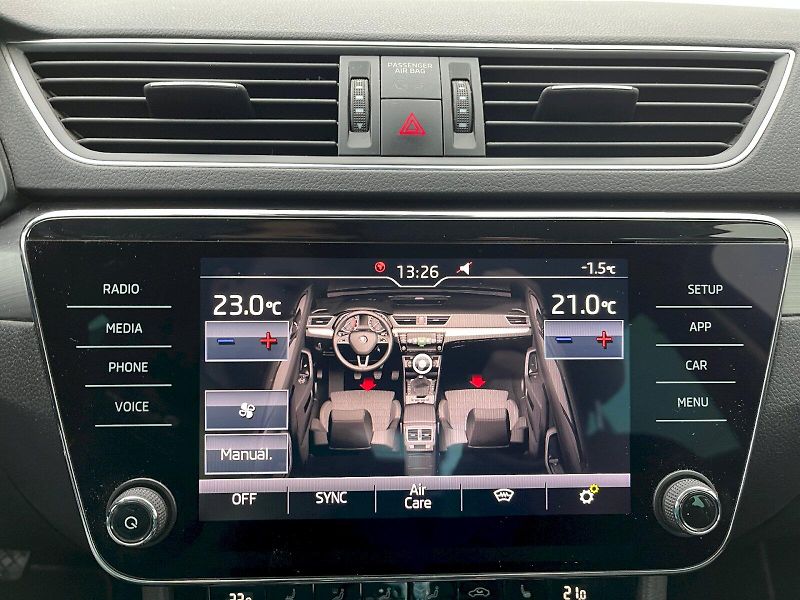 Škoda Superb (2019) 2.0 TDI 110kW Style - fotka 9 z 21