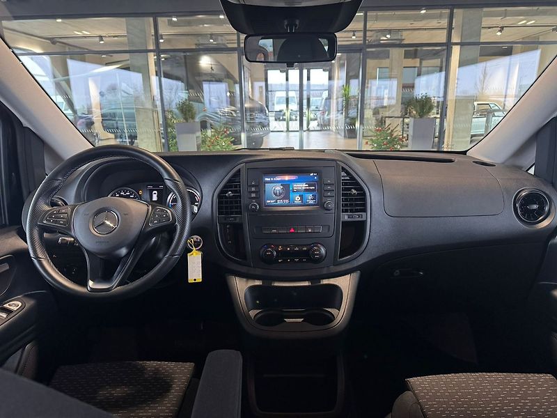 Mercedes-Benz Vito eVito TOURER 129 90kwh DPH - fotka 12 z 19