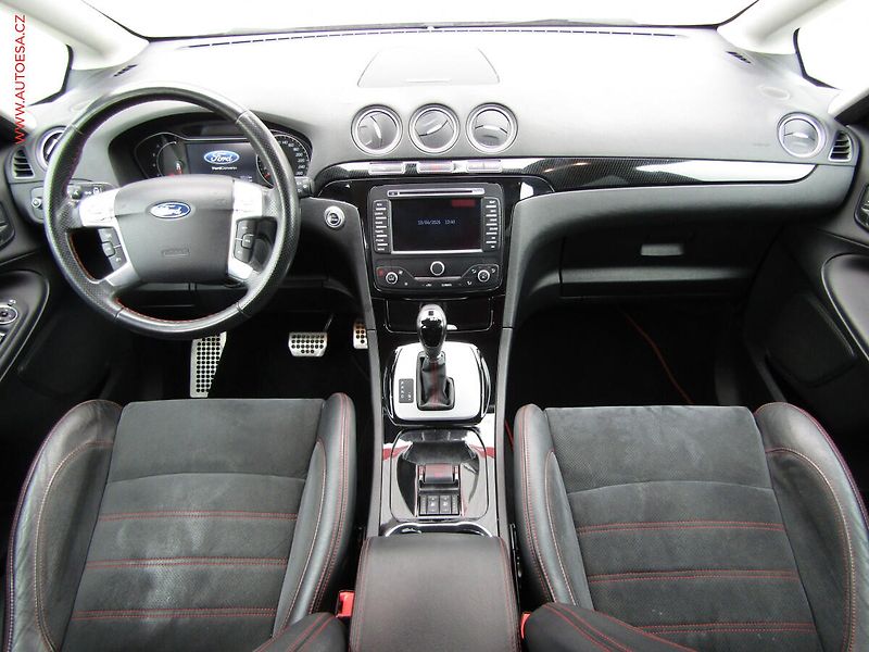 Ford S-MAX (2011) 2.0 EB, ČR, Titanium, AT - fotka 8 z 20