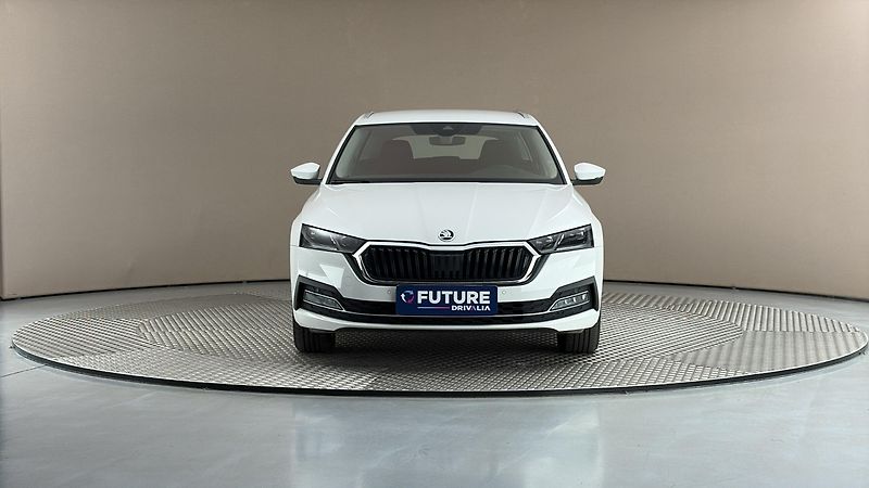 Škoda Octavia 2.0 TDI DSG Style Combi - fotka 3 z 27
