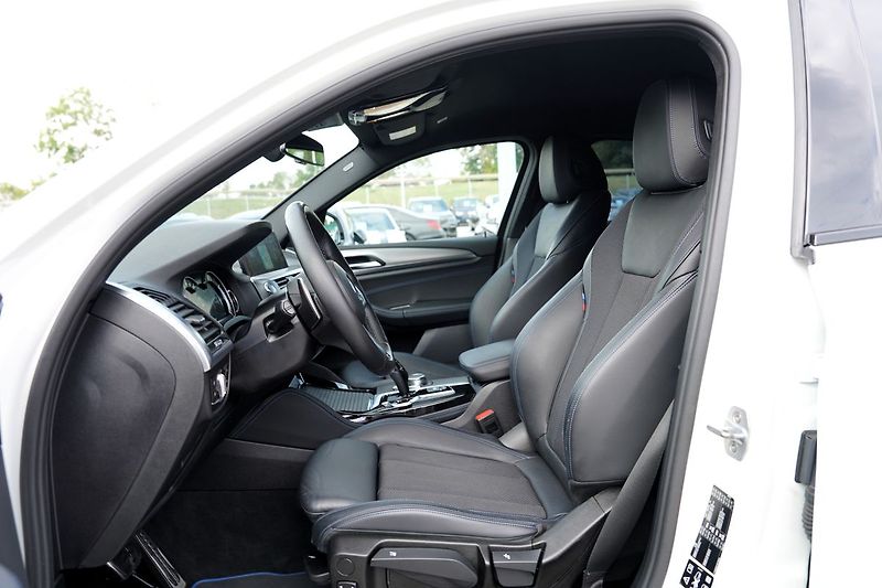 BMW X4 (2020) 2.0d xDrive Mpaket/190PS/ČR - fotka 23 z 46