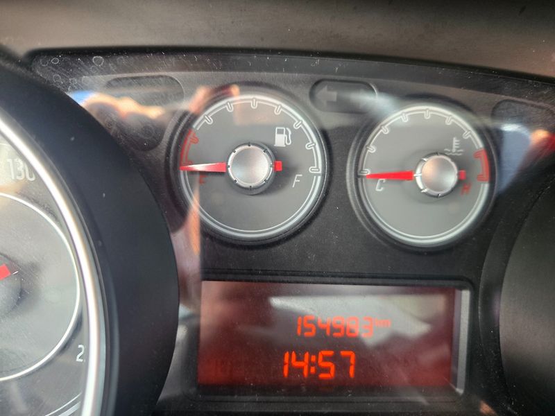 Fiat Punto (2012) 1.4 i Velmi pěkné - fotka 9 z 18