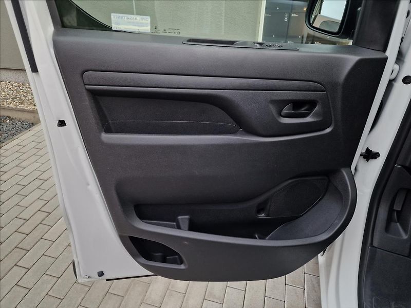 Opel Vivaro 1.5CDTI L1,původ ČR,1.Majitel - fotka 35 z 47