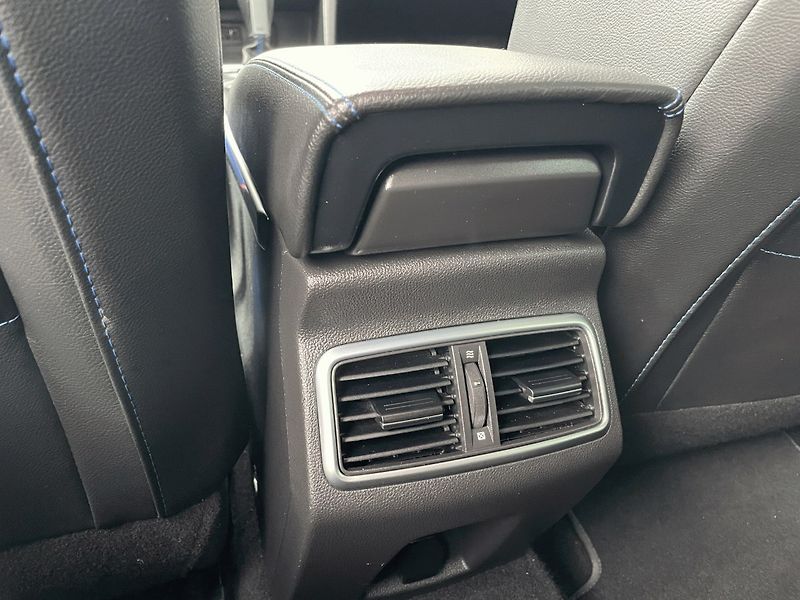 Renault Mégane (2018) GT Energy TCe205 EDC - fotka 20 z 28