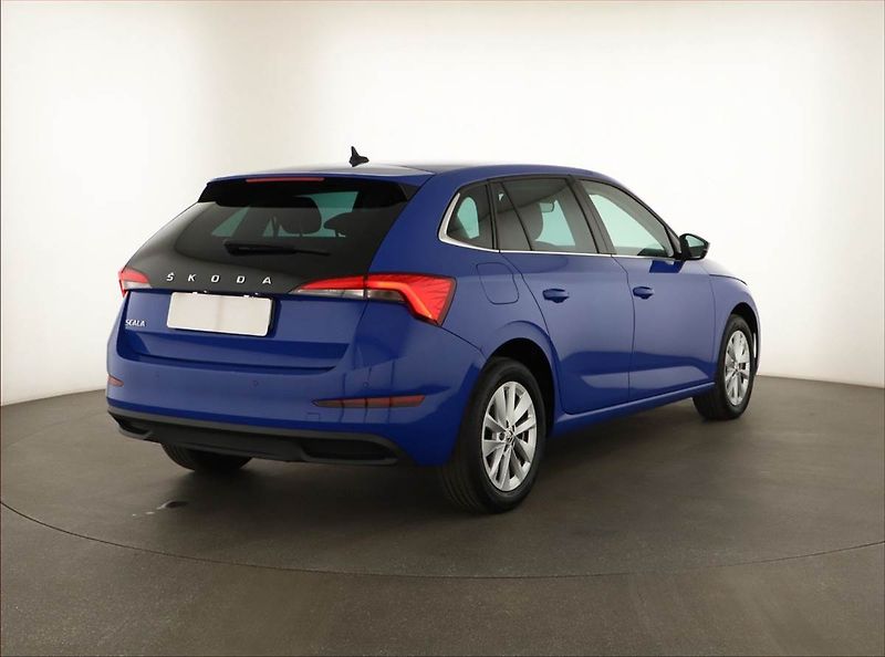 Škoda Scala (2023) Style 1.0 TSI, Automat, ČR - fotka 5 z 15