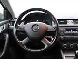 Škoda Octavia 1,6 TDI Ambition Klima CZ - náhled 24