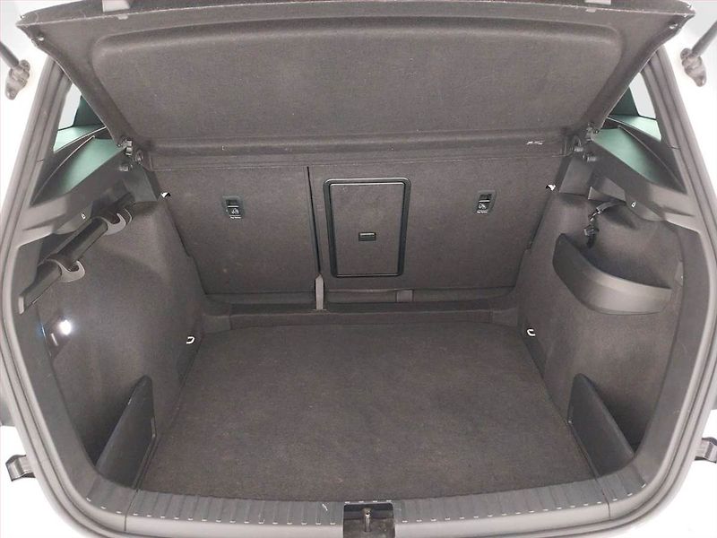 Škoda Karoq (2019) Sportline 1.6 TDI, Automat - fotka 14 z 21