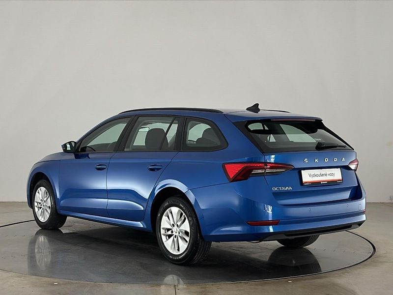 Škoda Octavia Ambition DSG - fotka 15 z 26