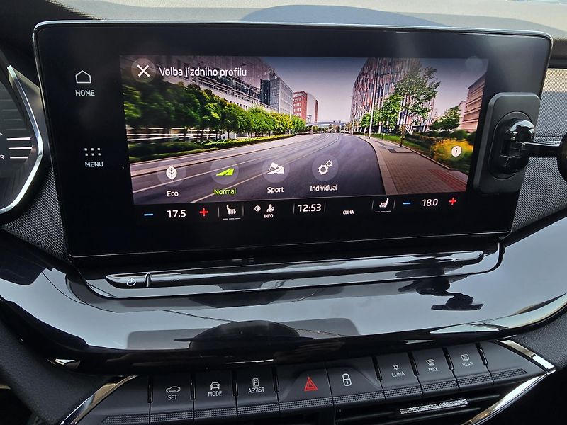Škoda Octavia 2.0TDI 110KW DSG STYLE+ TZ. ČR - fotka 38 z 48