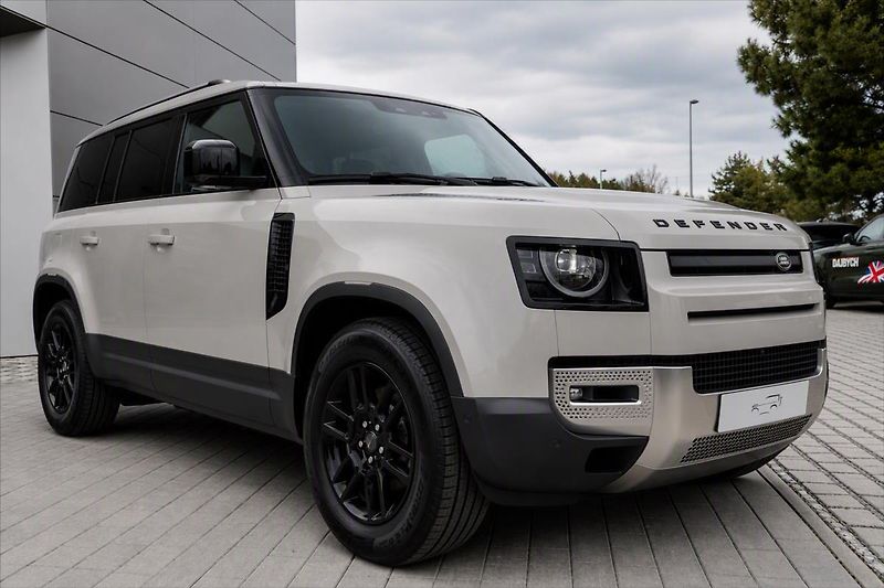 Land Rover Defender (2026) 110 D200 S - fotka 9 z 29
