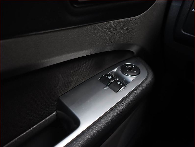 Ford Focus (2011) 1.6 16V, Tempomat - fotka 13 z 16