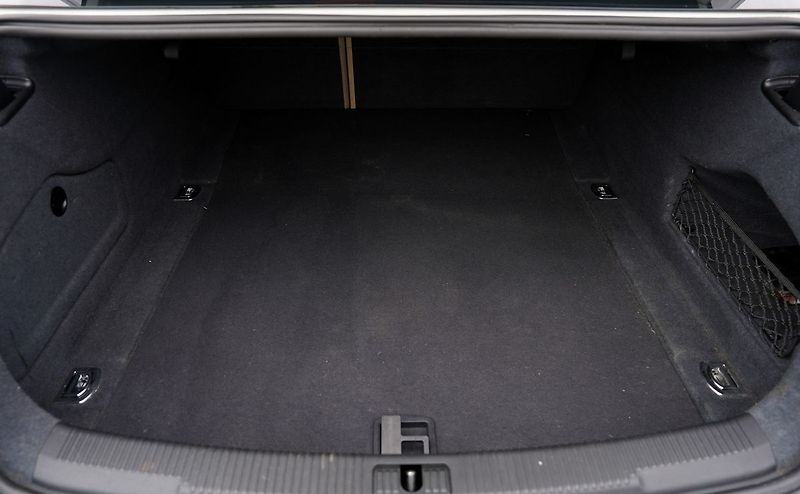 Audi A6 2.0 TDI/kůže/180PS/19 Al.kola - fotka 12 z 39