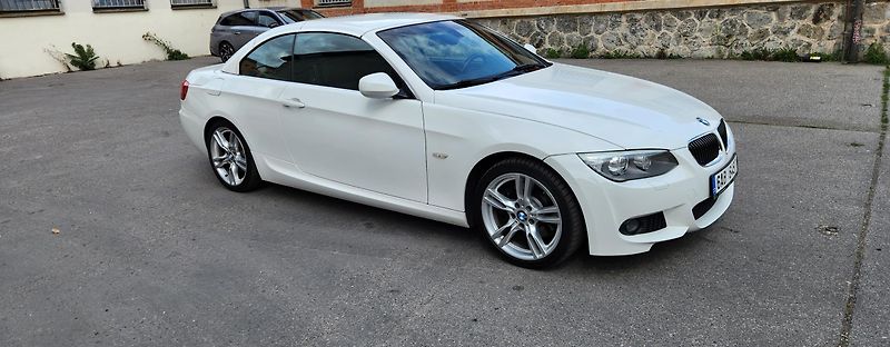 BMW Řada 3 (2010) 330D*M*PAKET*CABRIO - fotka 2 z 42