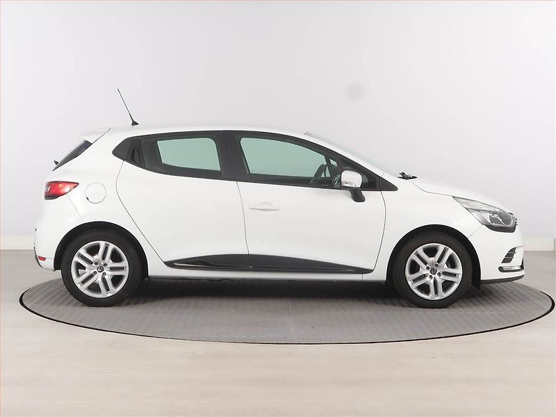 Renault Clio (2020) 0.9 TCe, ČR,1.maj, Tempomat - fotka 6 z 15