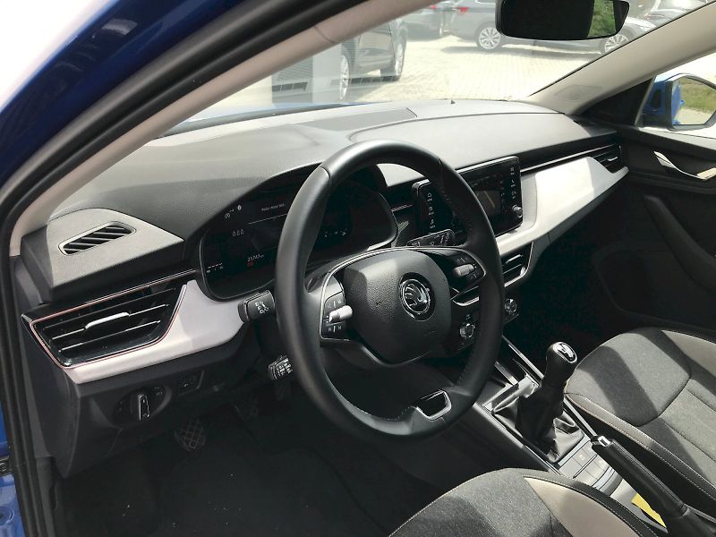 Škoda Scala (2024) SELEC TOP TSI 85/1.0 M6F - fotka 12 z 26