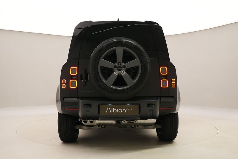 Land Rover Defender (2026) D350 X-DYNAMIC HSE AWD AUT - fotka 11 z 56