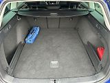 Volkswagen Passat Variant (2023) 2.0 TDI 4Motion DSG R-Line - náhled 30