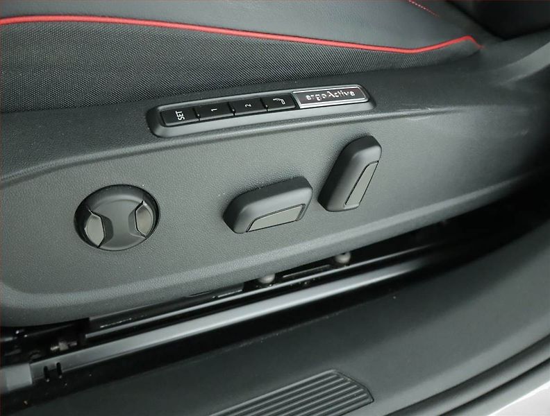 Volkswagen ID.4 (2022) GTX (82 kWh), SoH 90% - fotka 16 z 19