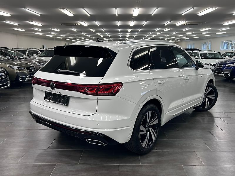 Volkswagen Touareg (2023) TDI 210kW facelift 2024 | Zár1 - fotka 65 z 80
