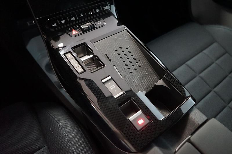 Citroën C5 Aircross (2026) 1,2 Hybrid 145k Automatic PLUS - fotka 15 z 20