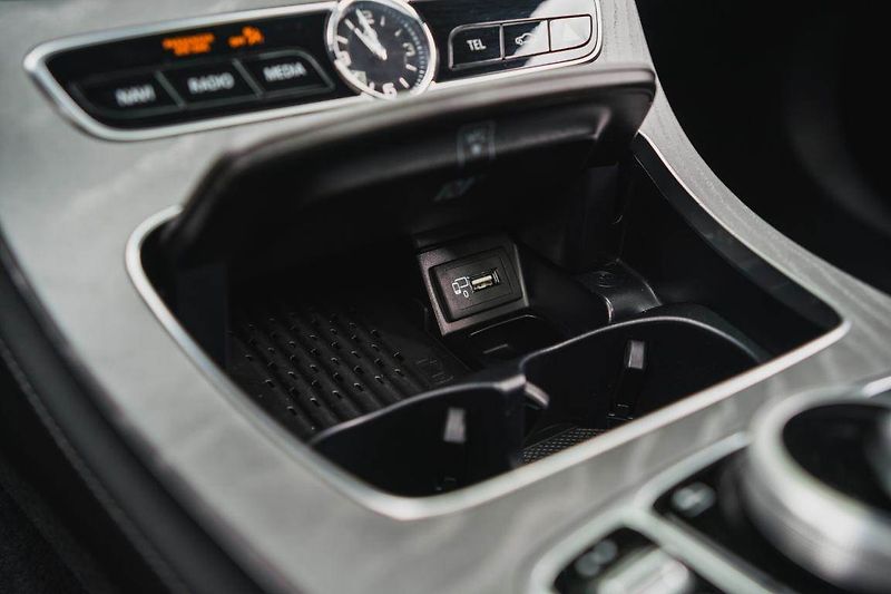 Mercedes-Benz CLS (2019) 350 d 4MATIC - fotka 25 z 31