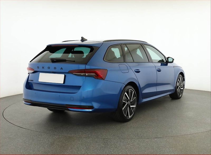 Škoda Octavia (2025) 2.0 TDI, Sportline - fotka 5 z 18