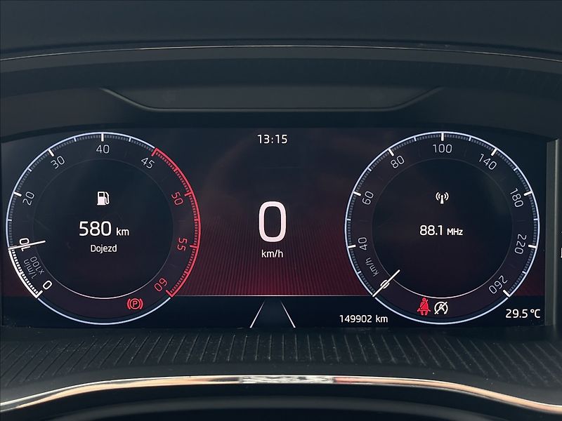 Škoda Octavia 2,0 TDI Combi Ambition Plus - fotka 10 z 24