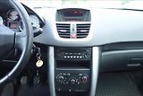 Peugeot 207 1,4 i 54KW, ČR, SERVIS. KN. - náhled 19
