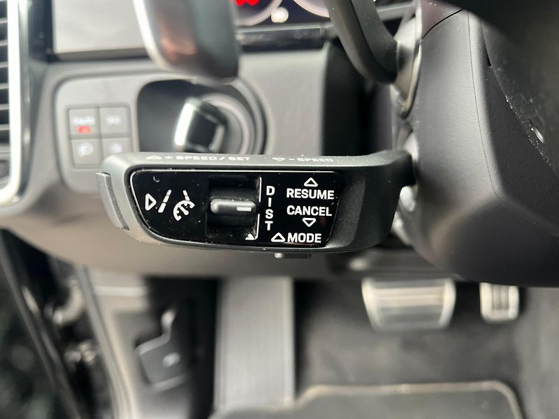 Porsche Cayenne (2021) Turbo - fotka 29 z 29