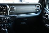 Jeep Wrangler 2.2CRD UNLIMITED REZERVACE - náhled 9