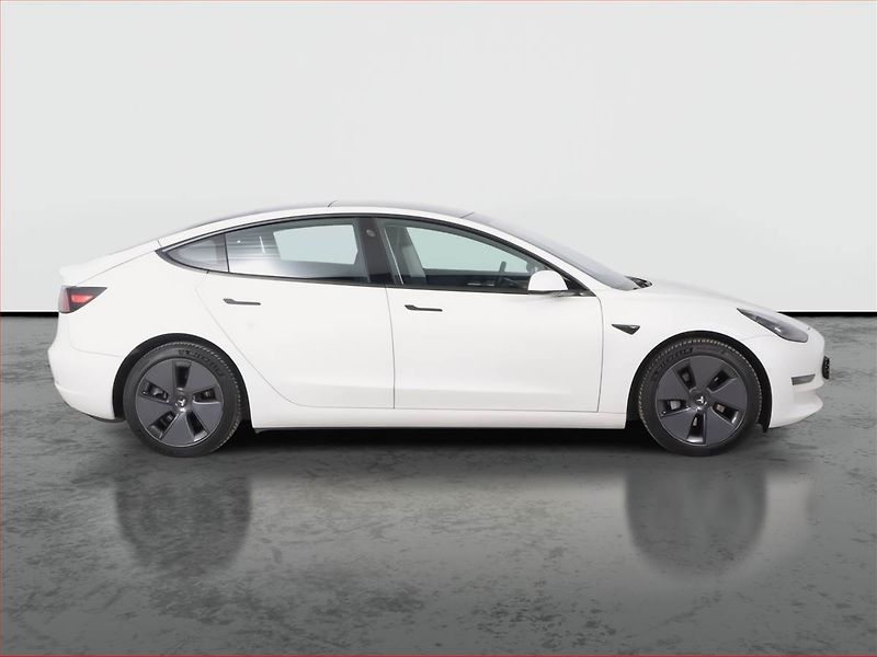 Tesla Model 3 (2021) Long Range 4WD 82kWh, SoH 84% - fotka 6 z 20