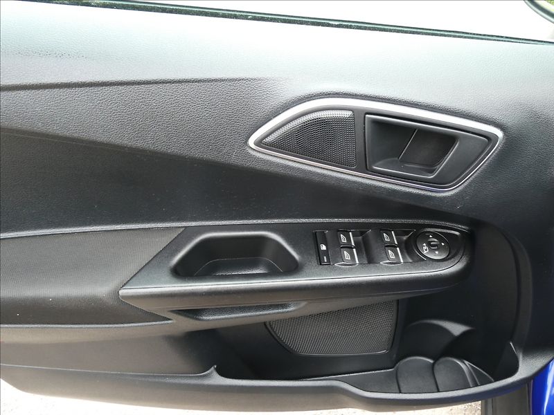 Ford B-MAX 1,0 EcoBoost 74kW,2xkola,servi - fotka 29 z 47