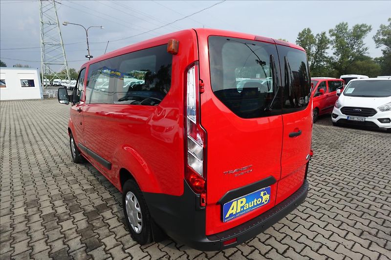 Ford Transit Custom 2,0 TDCi  L1H1 BUS KLIMA SERVI - fotka 9 z 28