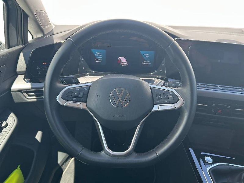 Volkswagen Golf Style 6G 1,5TSI - fotka 12 z 25