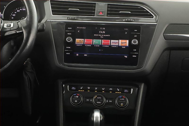 Volkswagen Tiguan (2017) Highline 2.0 TSI, 4X4 - fotka 9 z 21