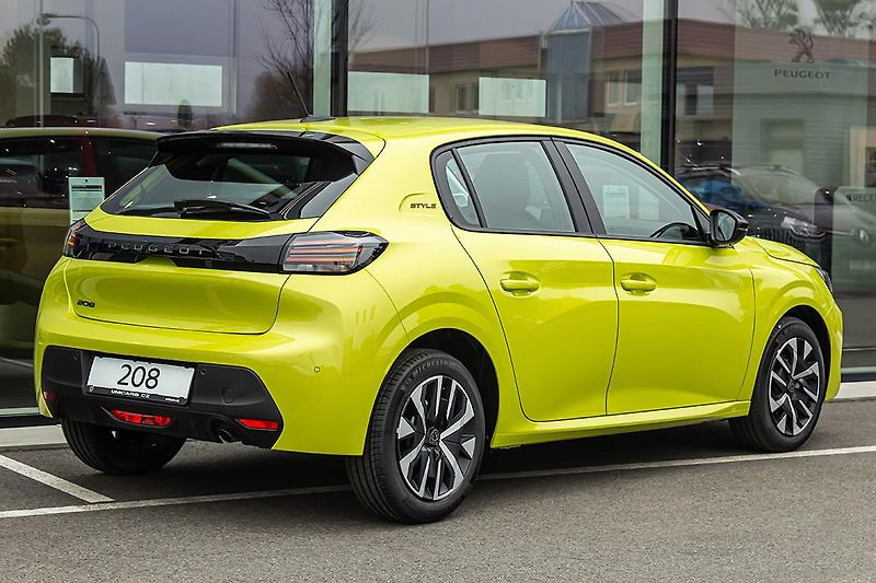Peugeot 208 (2026) 1,2   STYLE Turbo 100 MAN6 - fotka 5 z 18